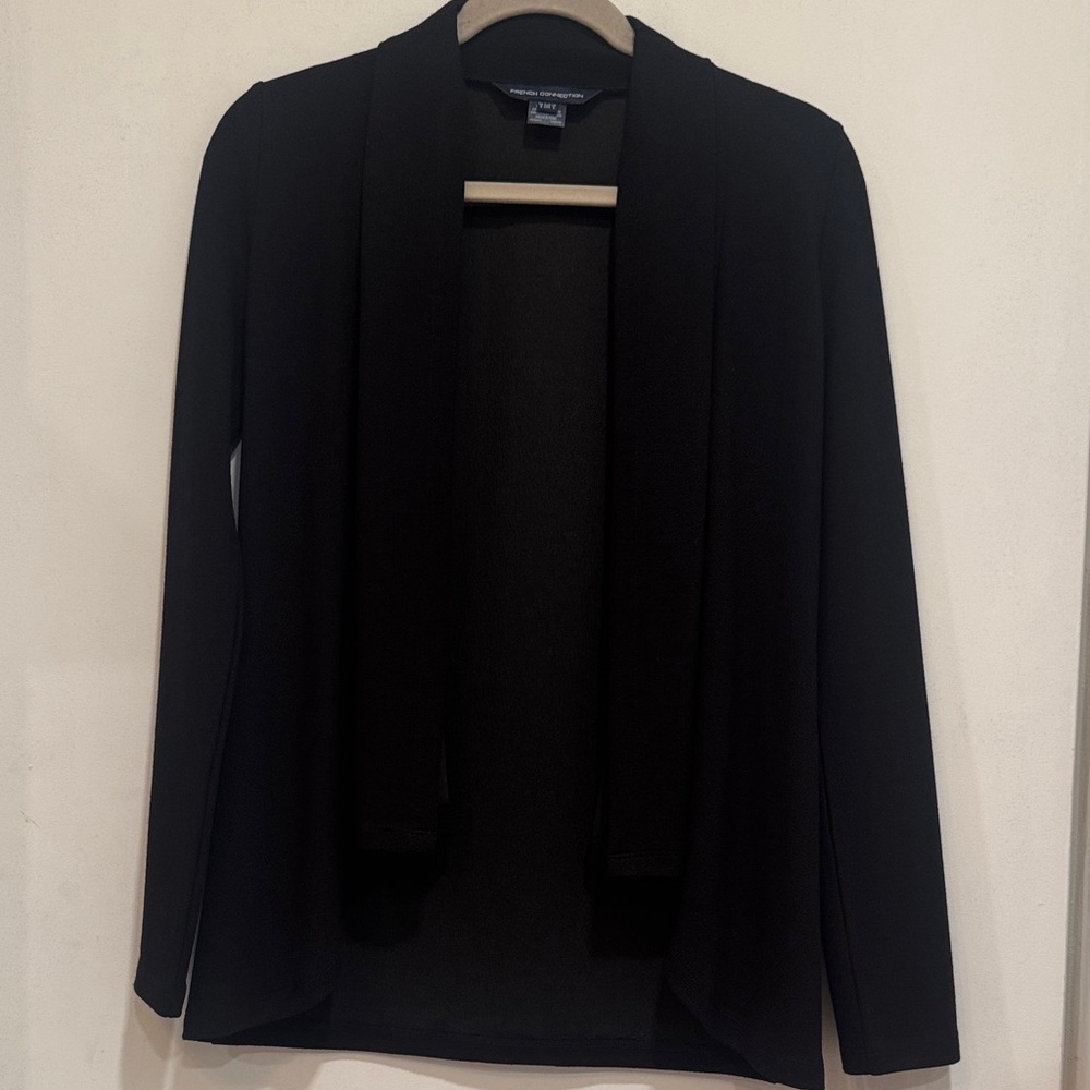 French Connection size 2 Elegant Black Open-Front Blazer layering piece